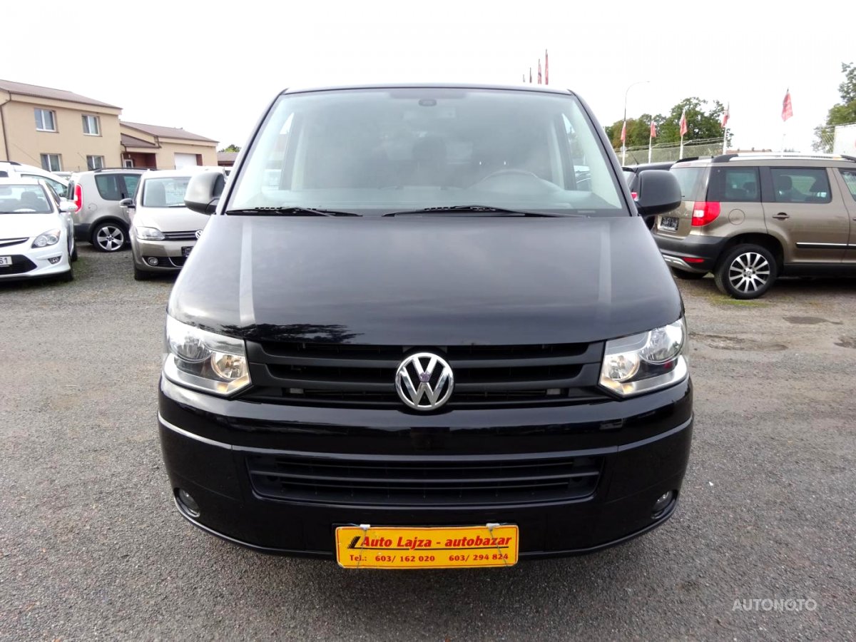 Volkswagen Caravelle, 2012 - pohled č. 2