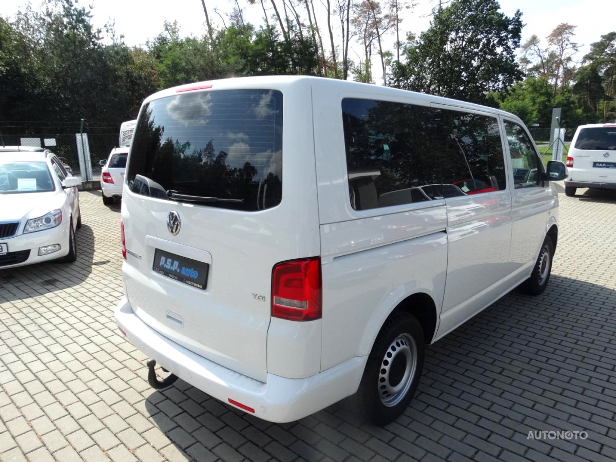 Volkswagen Caravelle, 2010 - pohled č. 2