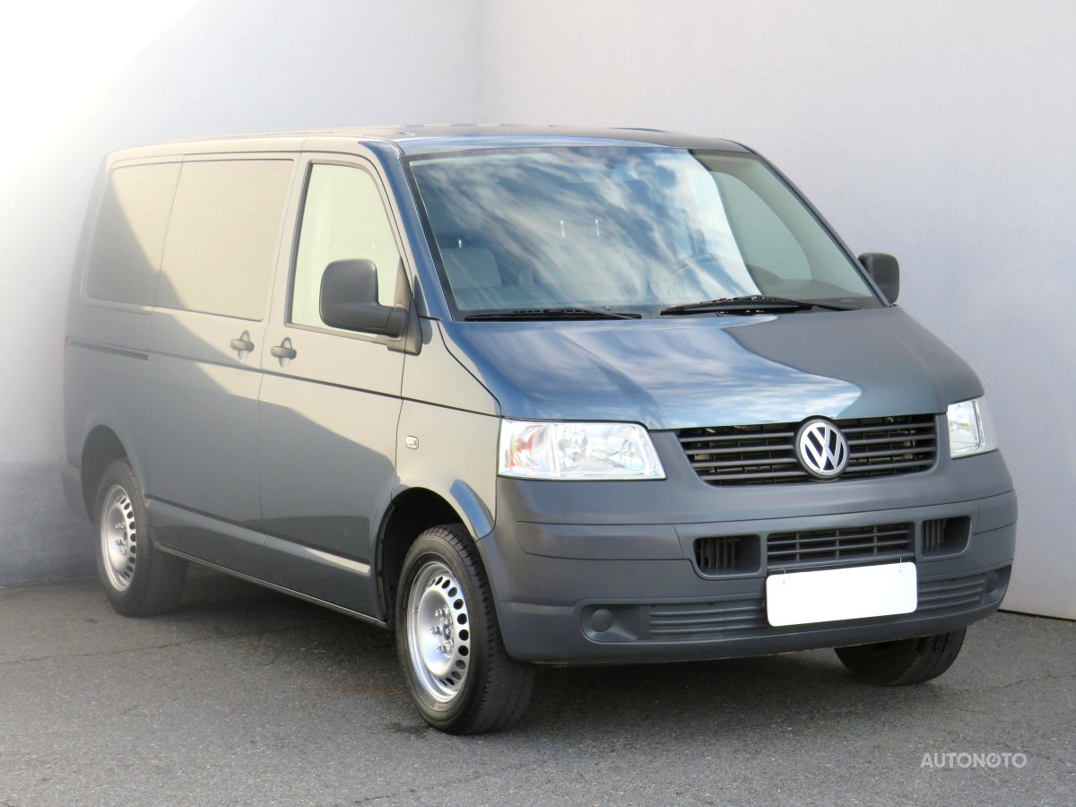 Volkswagen Caravelle, 2008 - celkový pohled