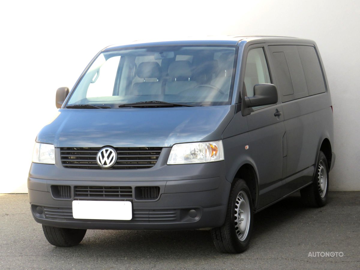 Volkswagen Caravelle, 2008 - pohled č. 3