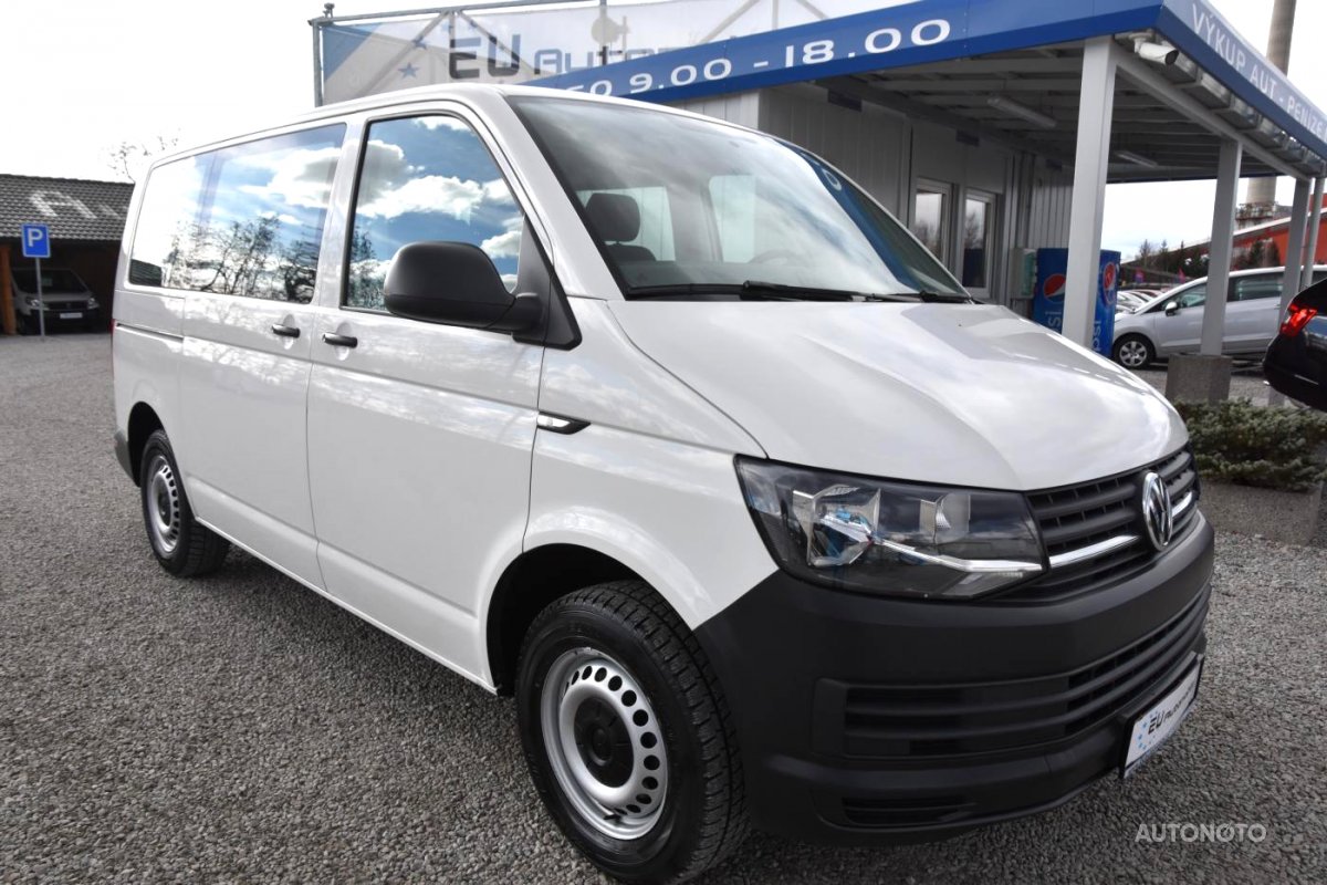 Volkswagen Caravelle, 2016 - pohled č. 2