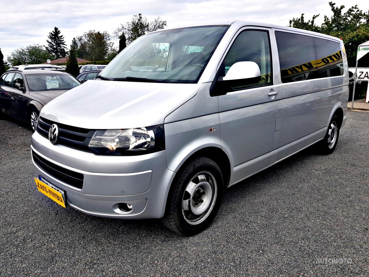 Volkswagen Caravelle, 2013 - pohled č. 2