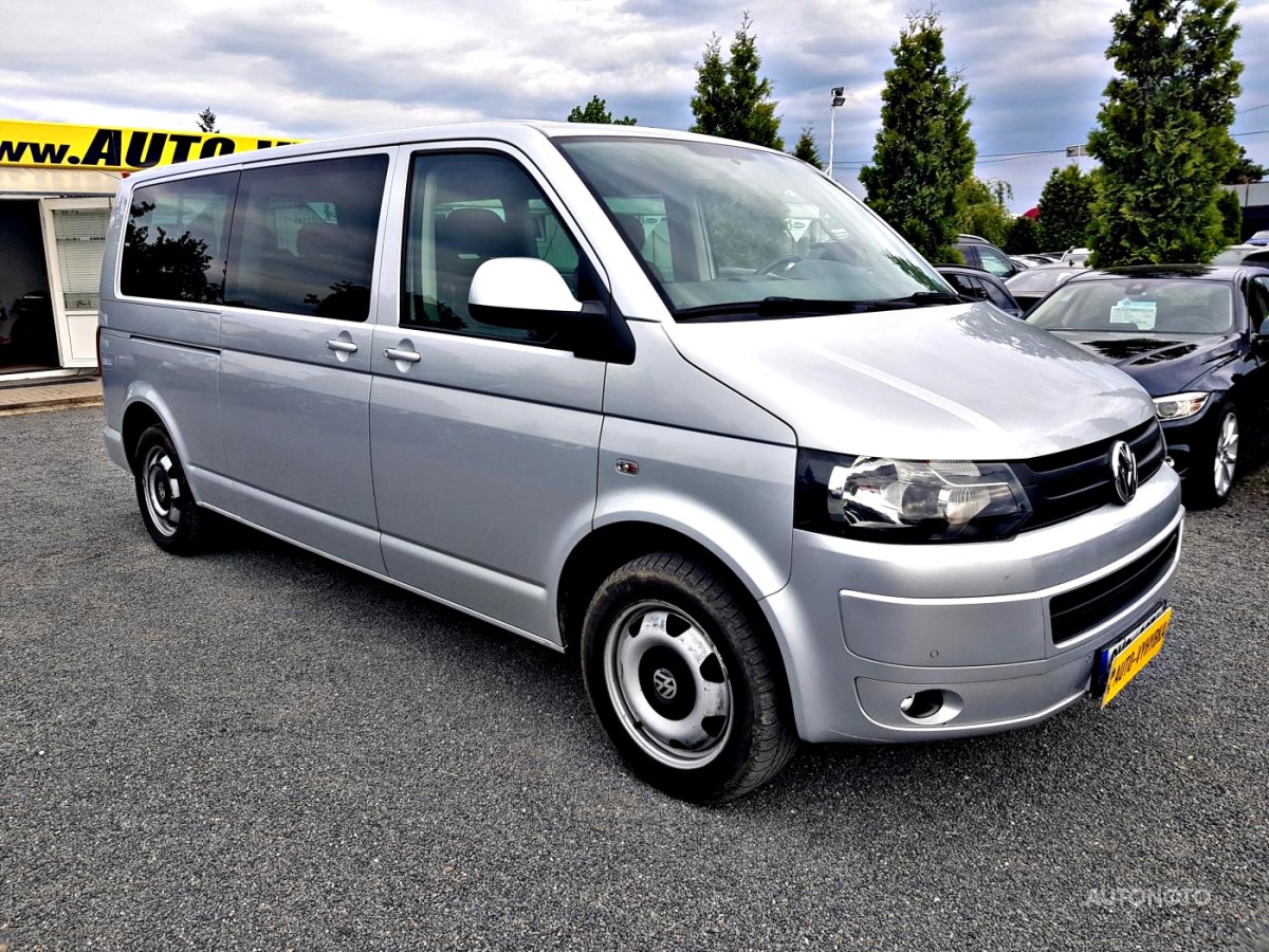 Volkswagen Caravelle, 2013 - pohled č. 3
