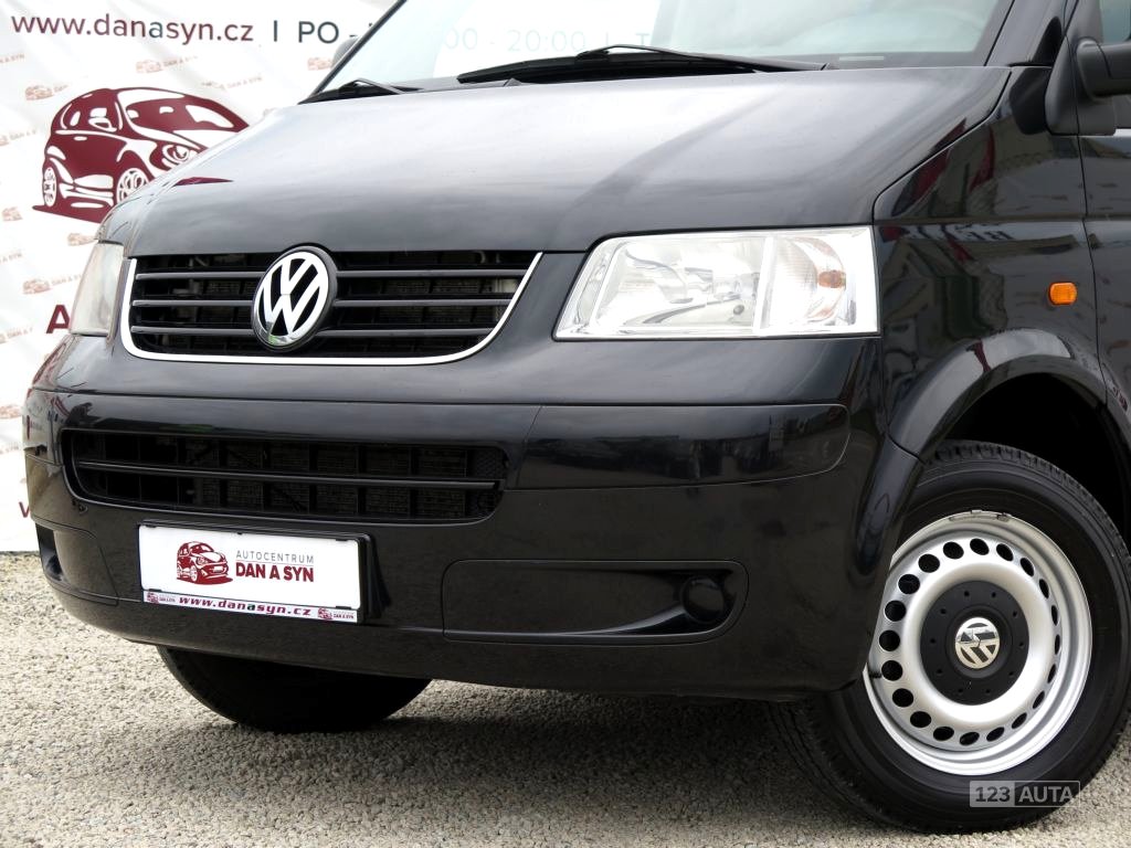 Volkswagen Caravelle, 2006 - celkový pohled