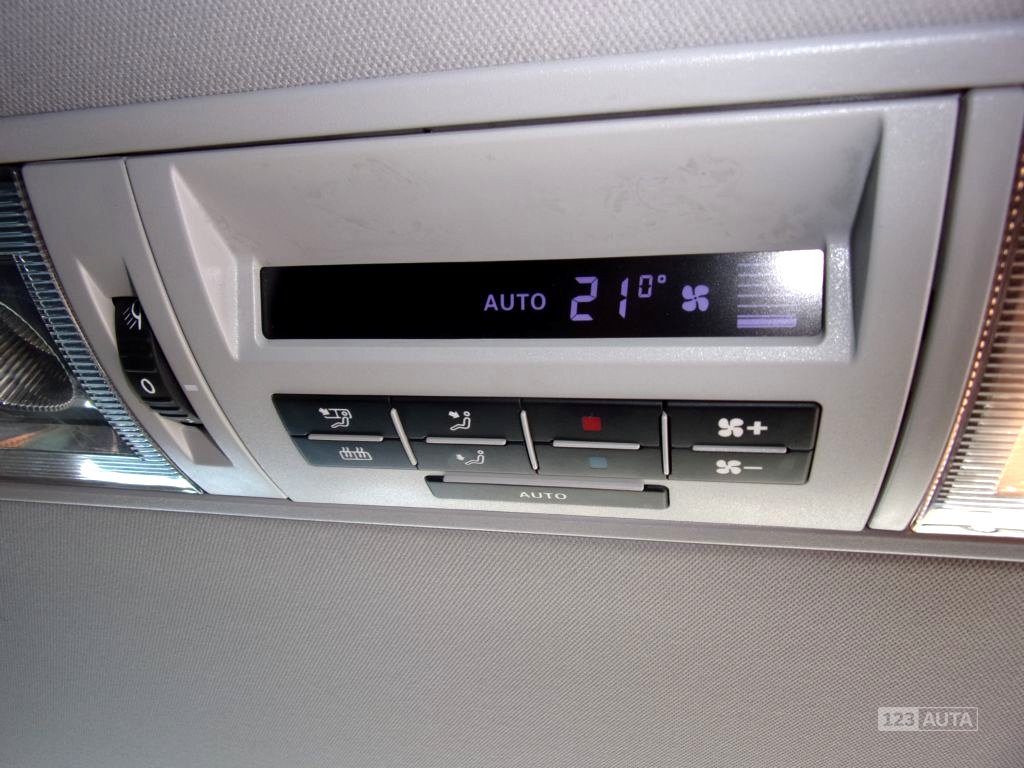 Volkswagen Caravelle, 2014 - pohled č. 13