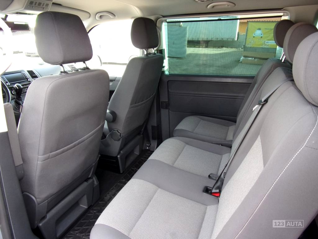 Volkswagen Caravelle, 2014 - pohled č. 7