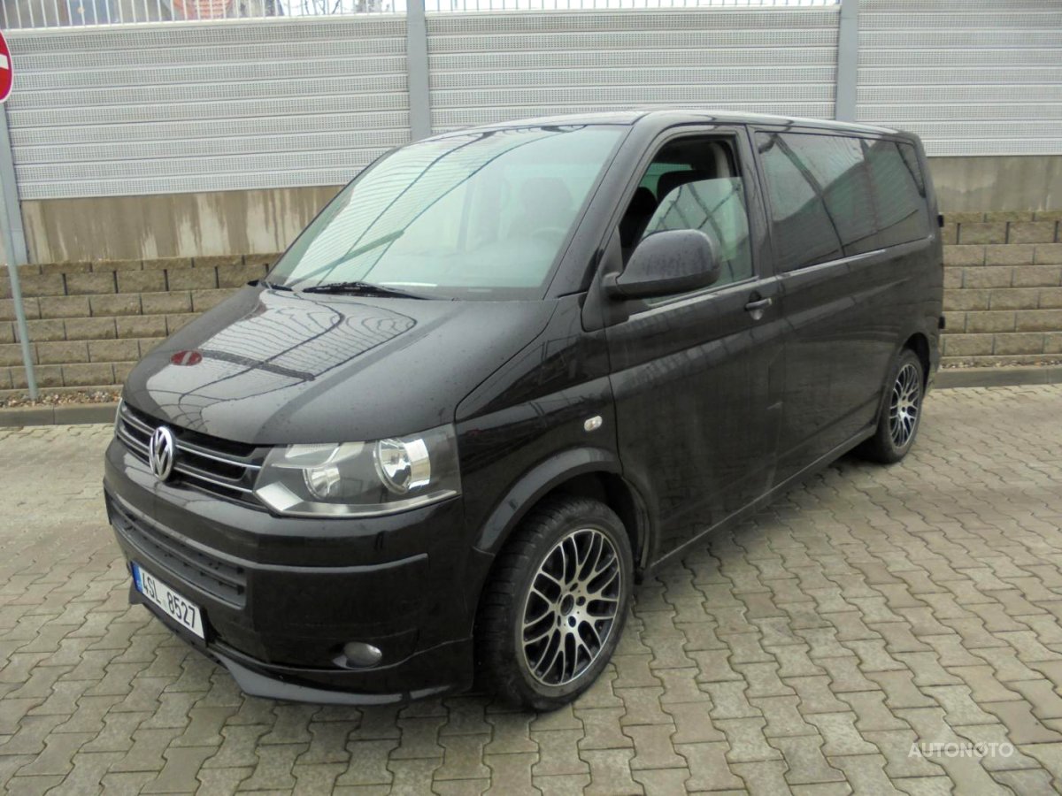 Volkswagen Caravelle, 2010 - pohled č. 2