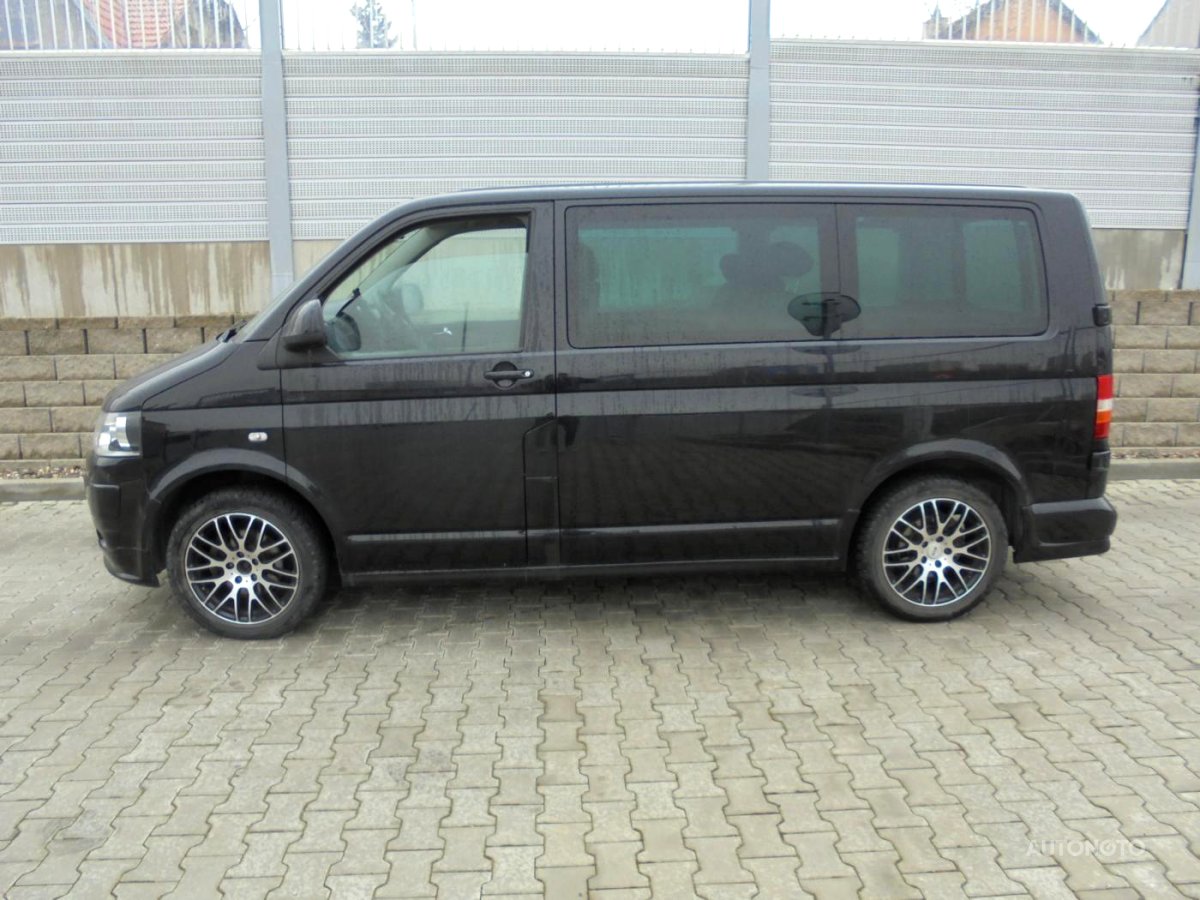 Volkswagen Caravelle, 2010 - pohled č. 3