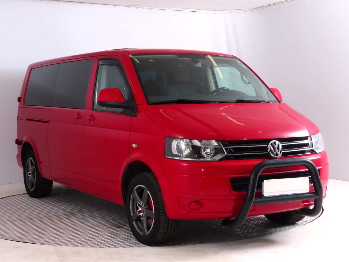 Volkswagen Caravelle, 2015 - celkový pohled