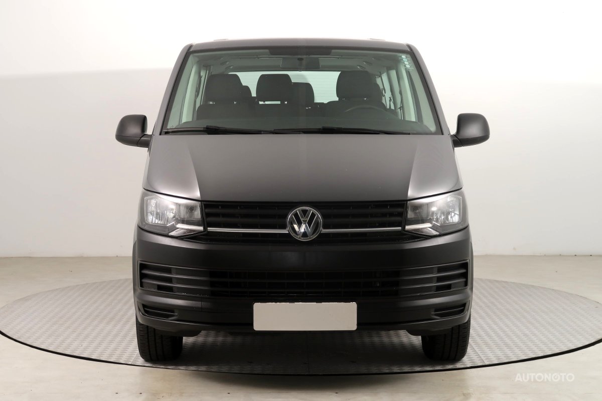 Volkswagen Caravelle, 2016 - pohled č. 2