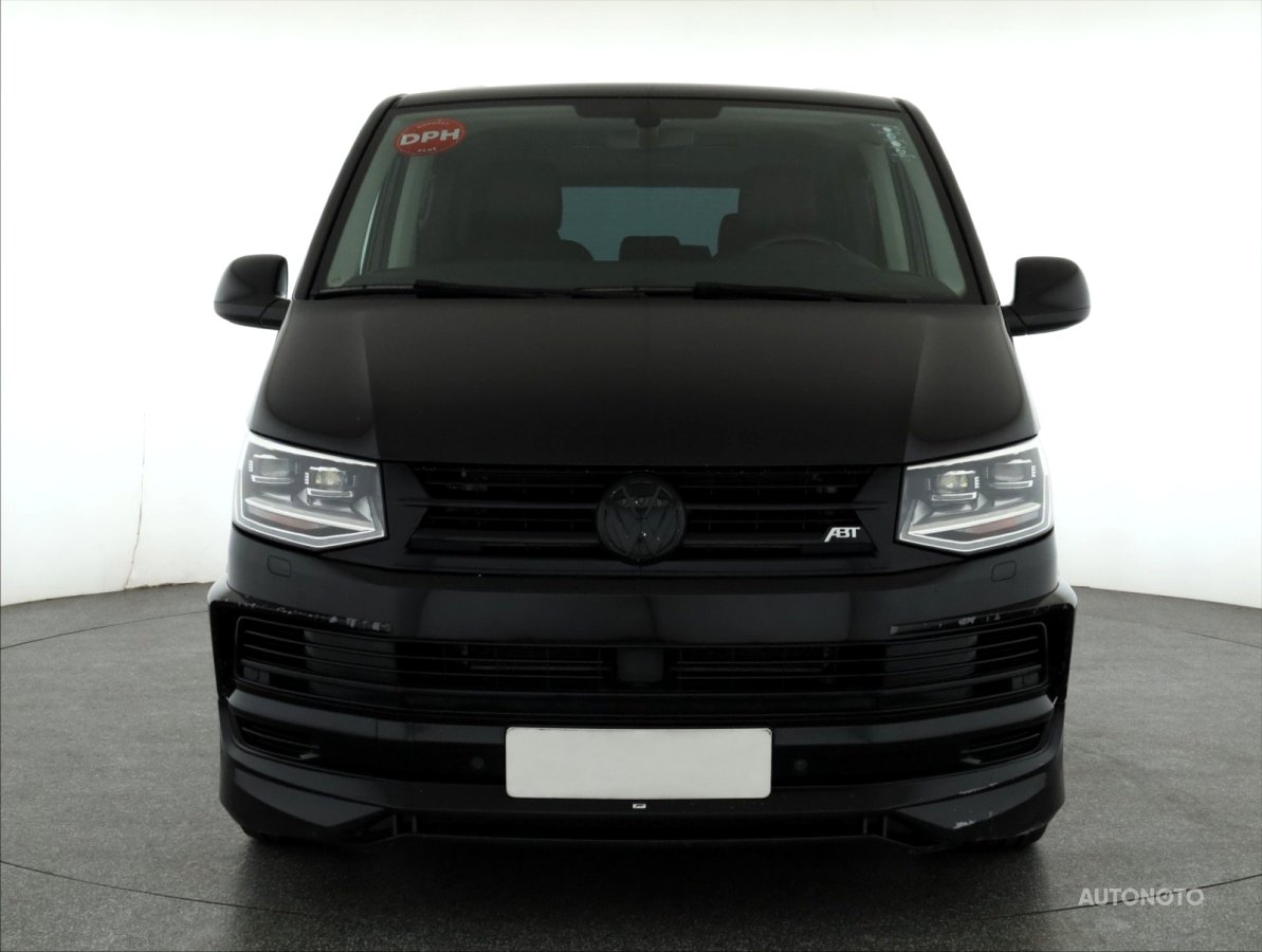 Volkswagen Caravelle, 2016 - pohled č. 2