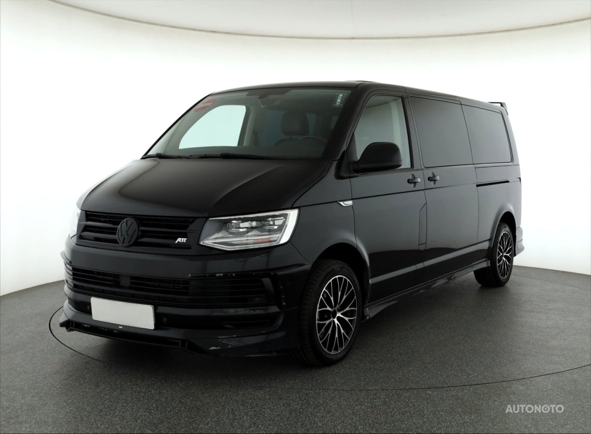 Volkswagen Caravelle, 2016 - pohled č. 3