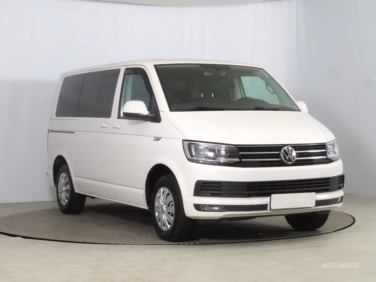 Volkswagen Caravelle, 2016 - celkový pohled
