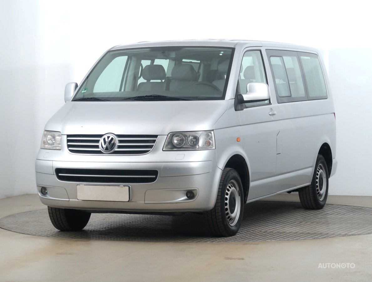Volkswagen Caravelle, 2007 - pohled č. 3