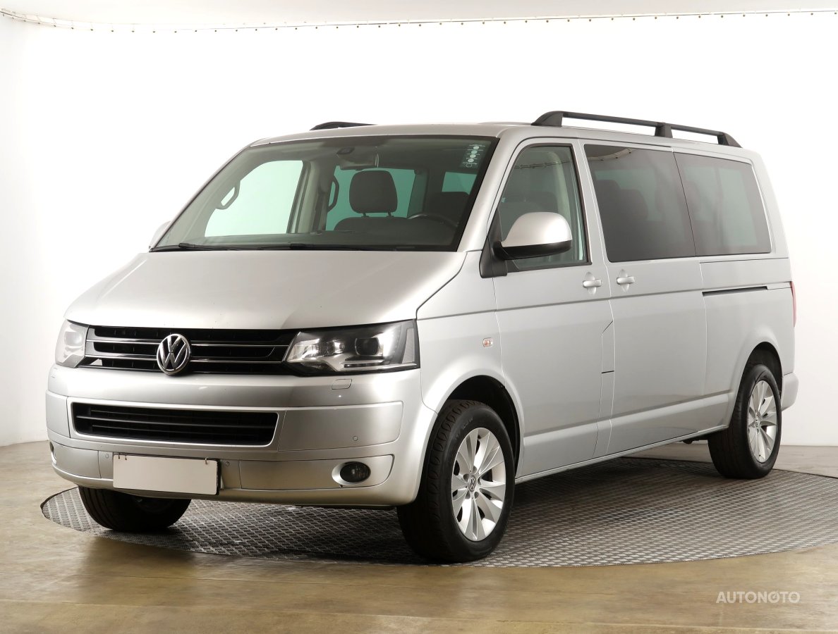 Volkswagen Caravelle, 2014 - pohled č. 3