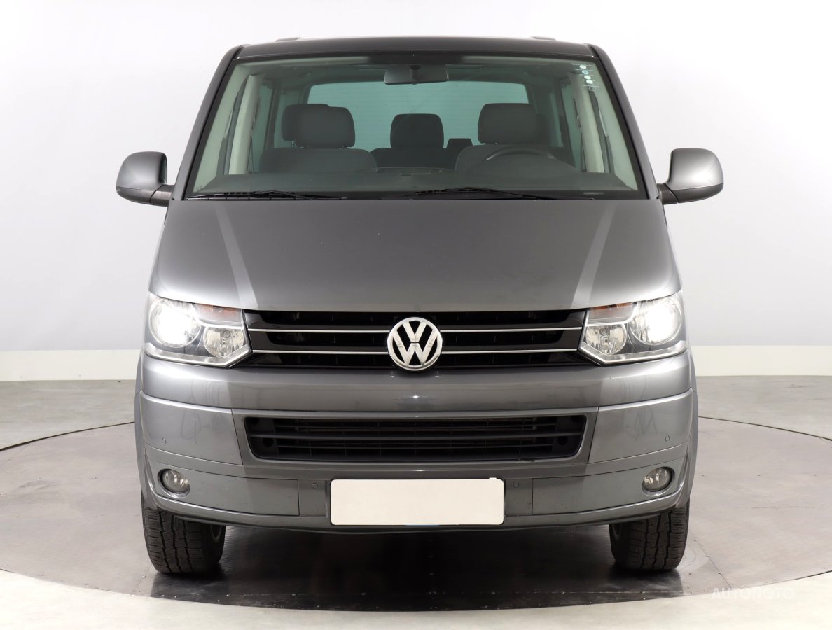 Volkswagen Caravelle, 2011 - pohled č. 2