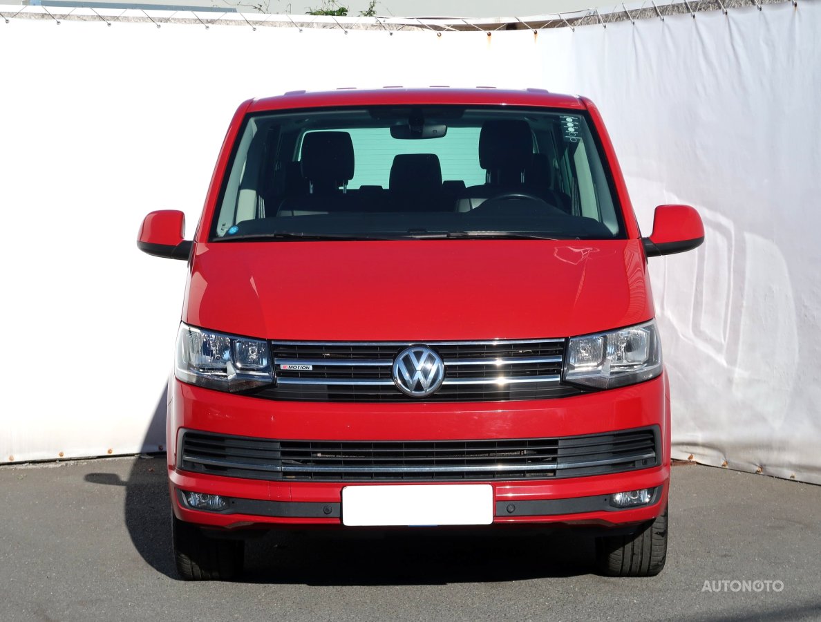 Volkswagen Caravelle, 2016 - pohled č. 2