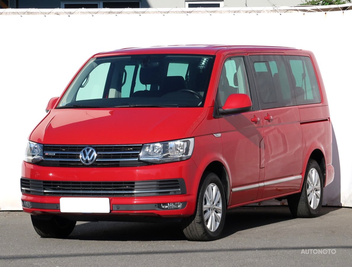 Volkswagen Caravelle, 2016 - pohled č. 3