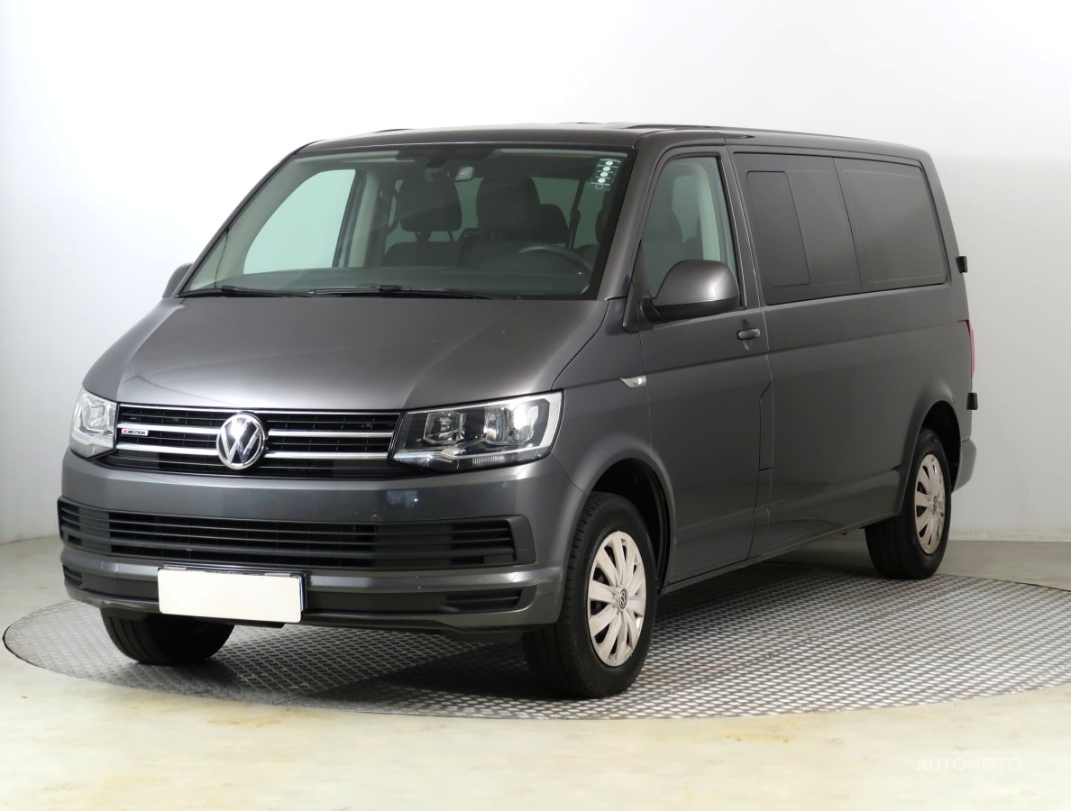 Volkswagen Caravelle, 2019 - pohled č. 3