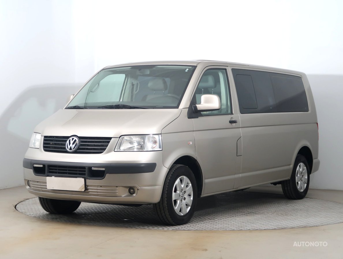 Volkswagen Caravelle, 2008 - pohled č. 3