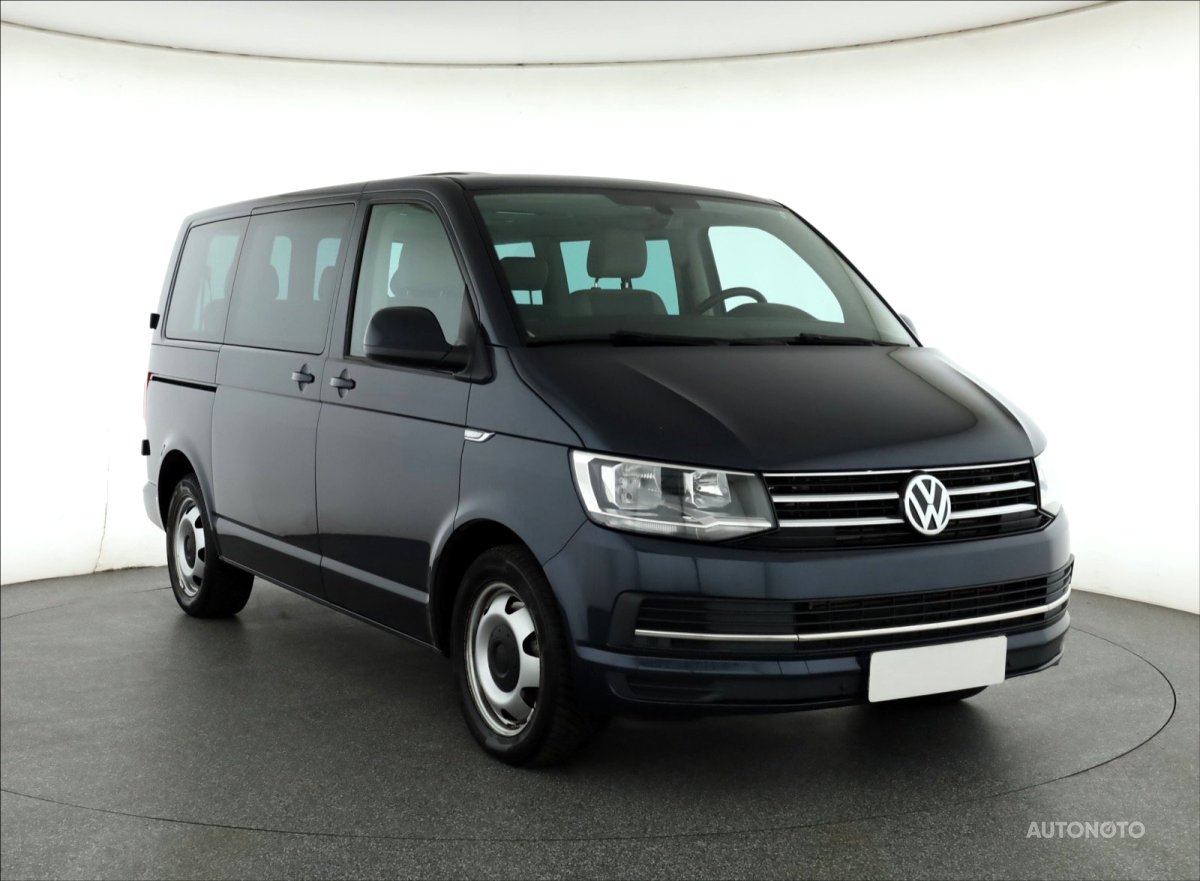 Volkswagen Caravelle, 2018 - celkový pohled
