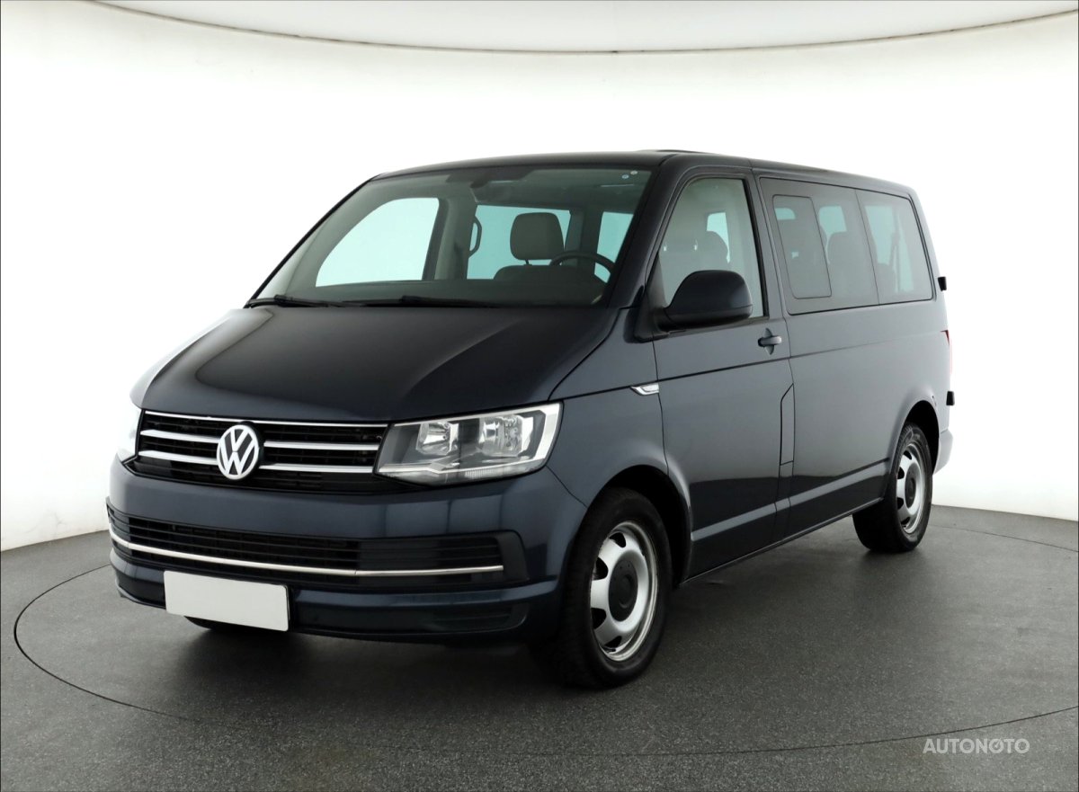 Volkswagen Caravelle, 2018 - pohled č. 3