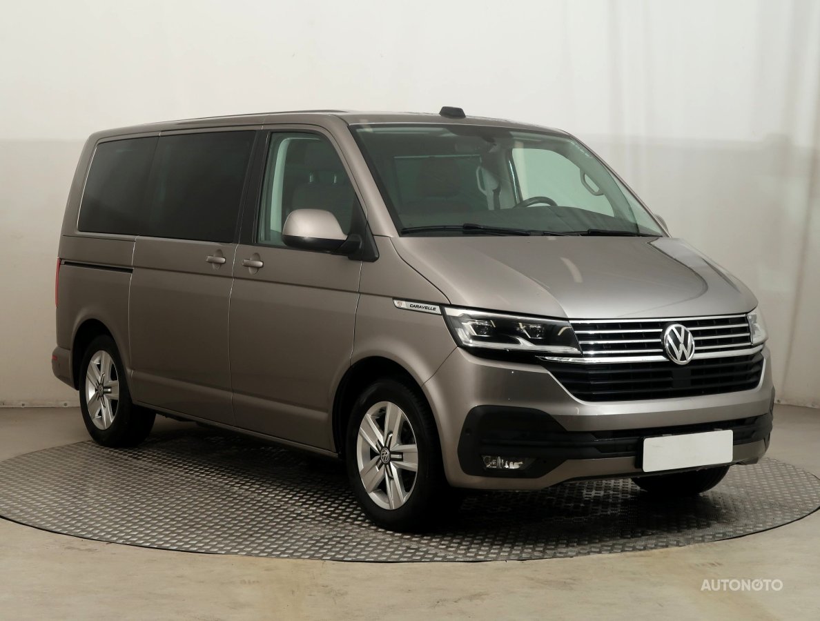 Volkswagen Caravelle, 2020 - celkový pohled