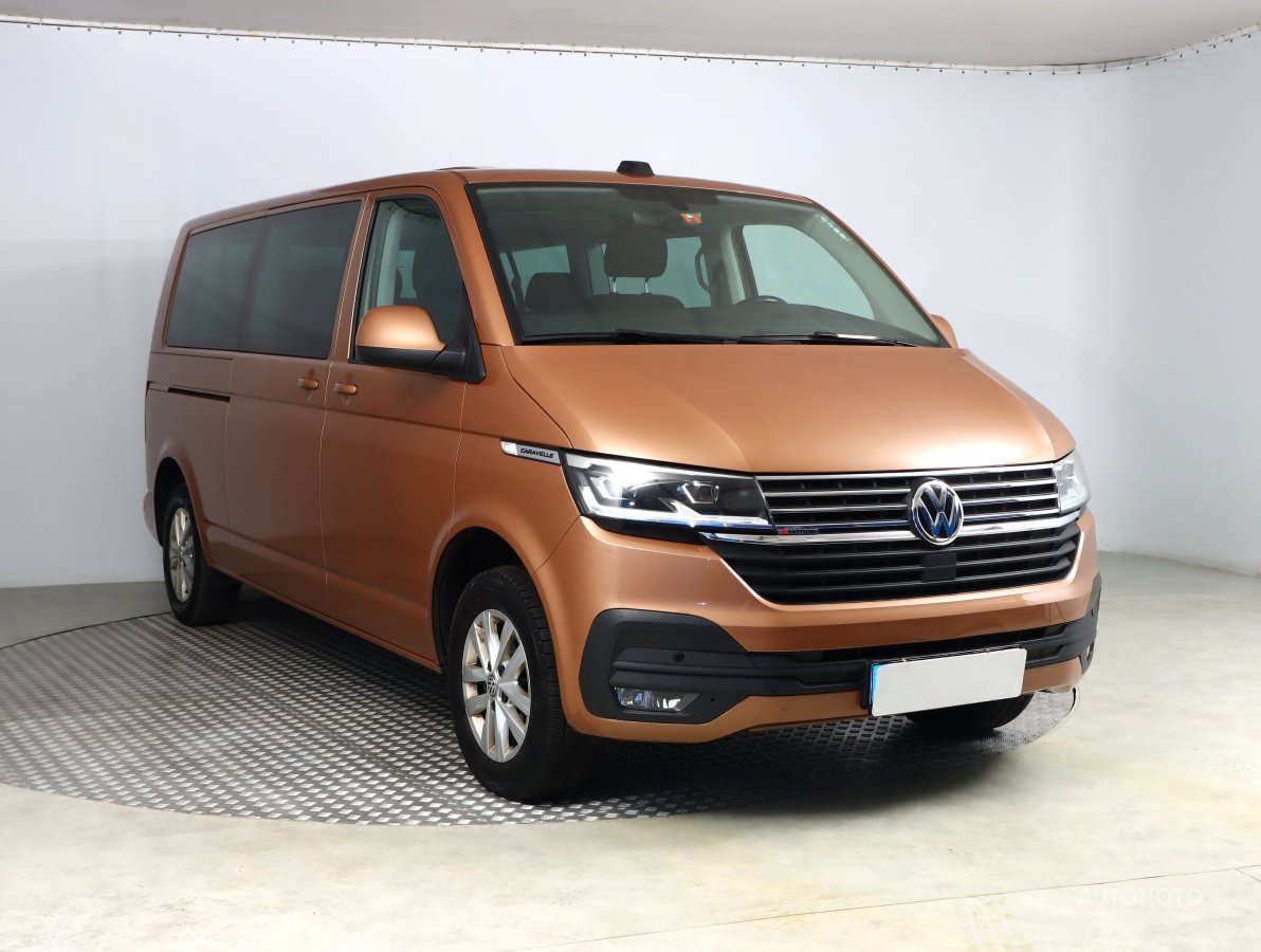 Volkswagen Caravelle, 2021 - celkový pohled