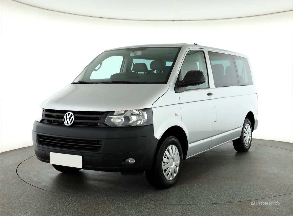 Volkswagen Caravelle, 2014 - pohled č. 3