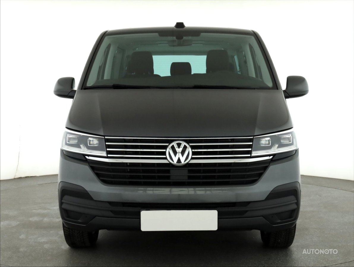 Volkswagen Caravelle, 2023 - pohled č. 2