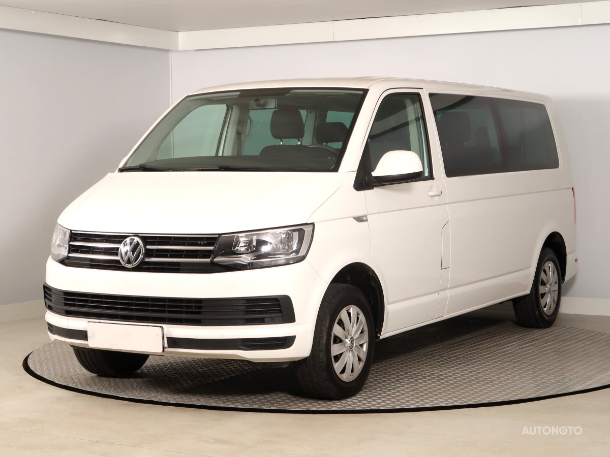 Volkswagen Caravelle, 2018 - pohled č. 3