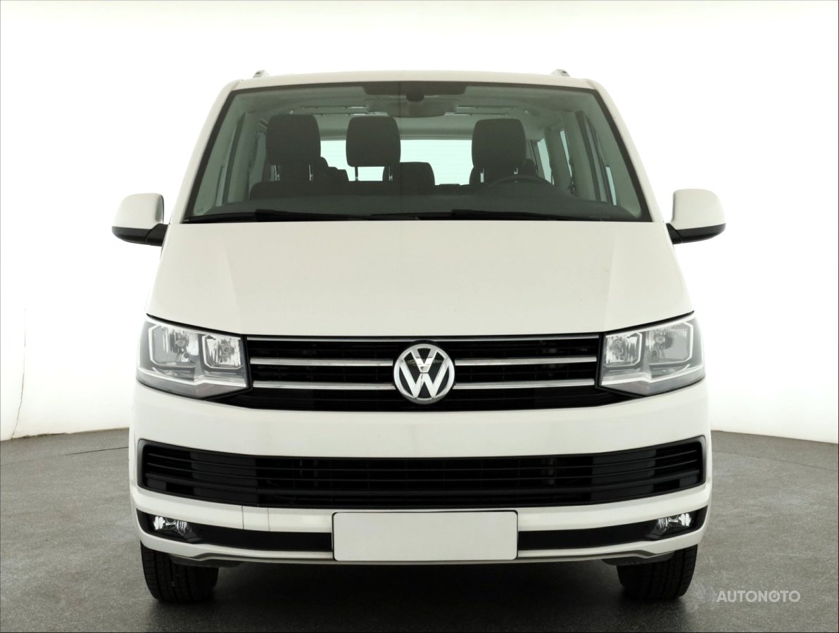 Volkswagen Caravelle, 2016 - pohled č. 2