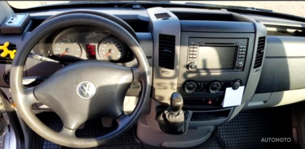 Volkswagen Crafter, 2009 - pohled č. 4