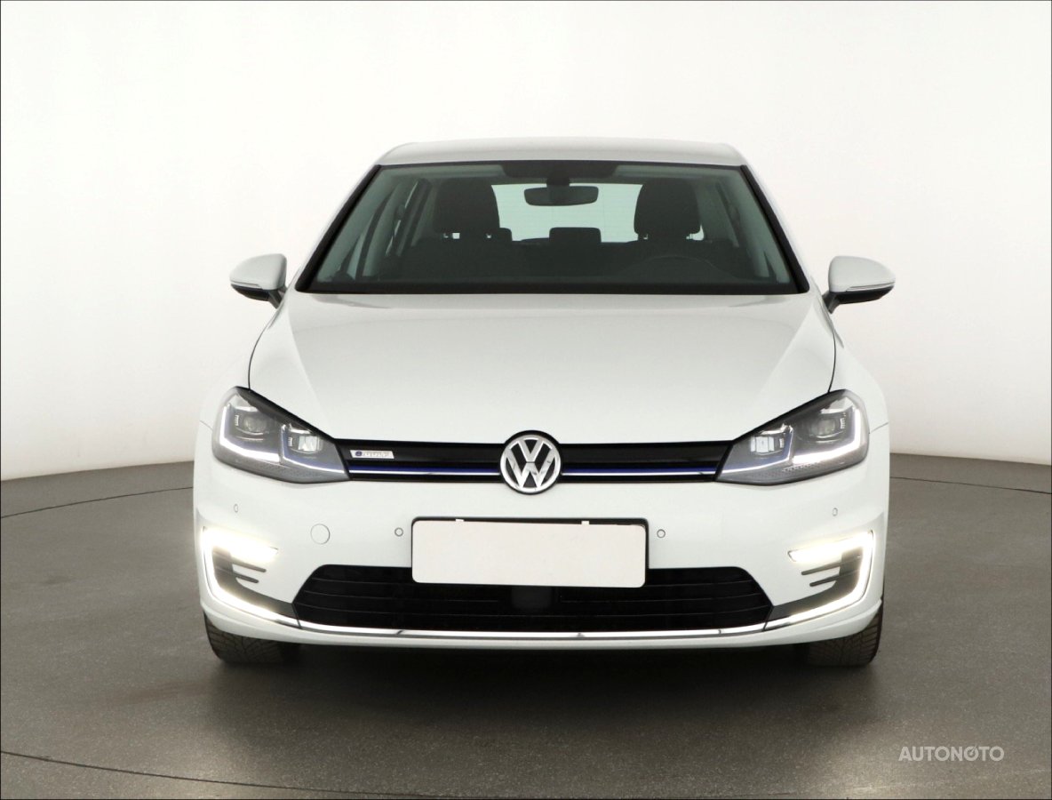 Volkswagen e-Golf, 2020 - pohled č. 2