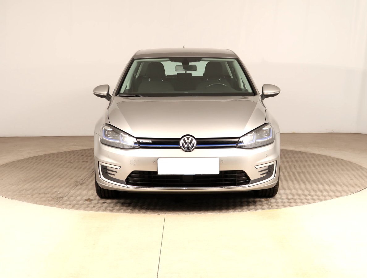 Volkswagen e-Golf, 2019 - pohled č. 2