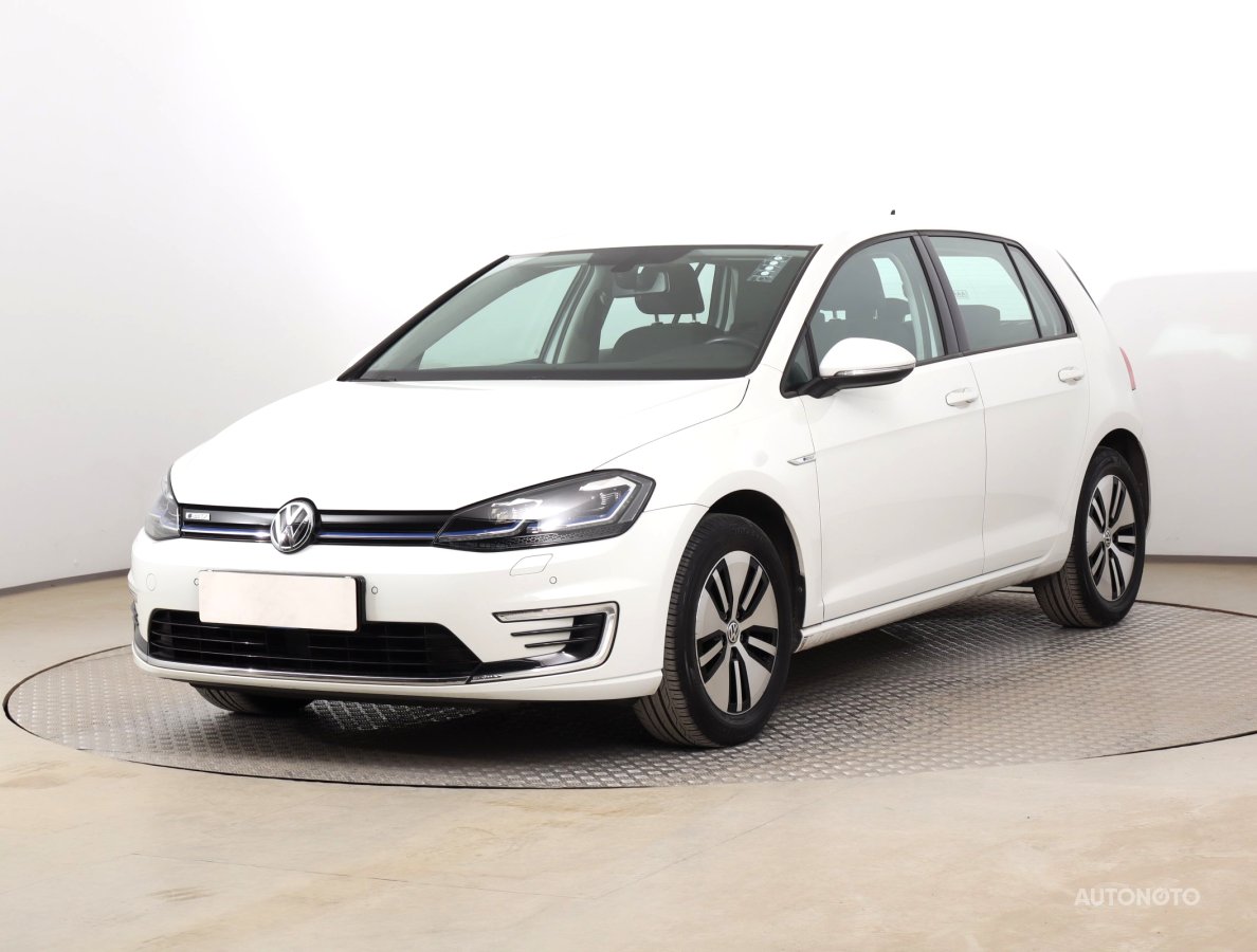 Volkswagen e-Golf, 2020 - pohled č. 3
