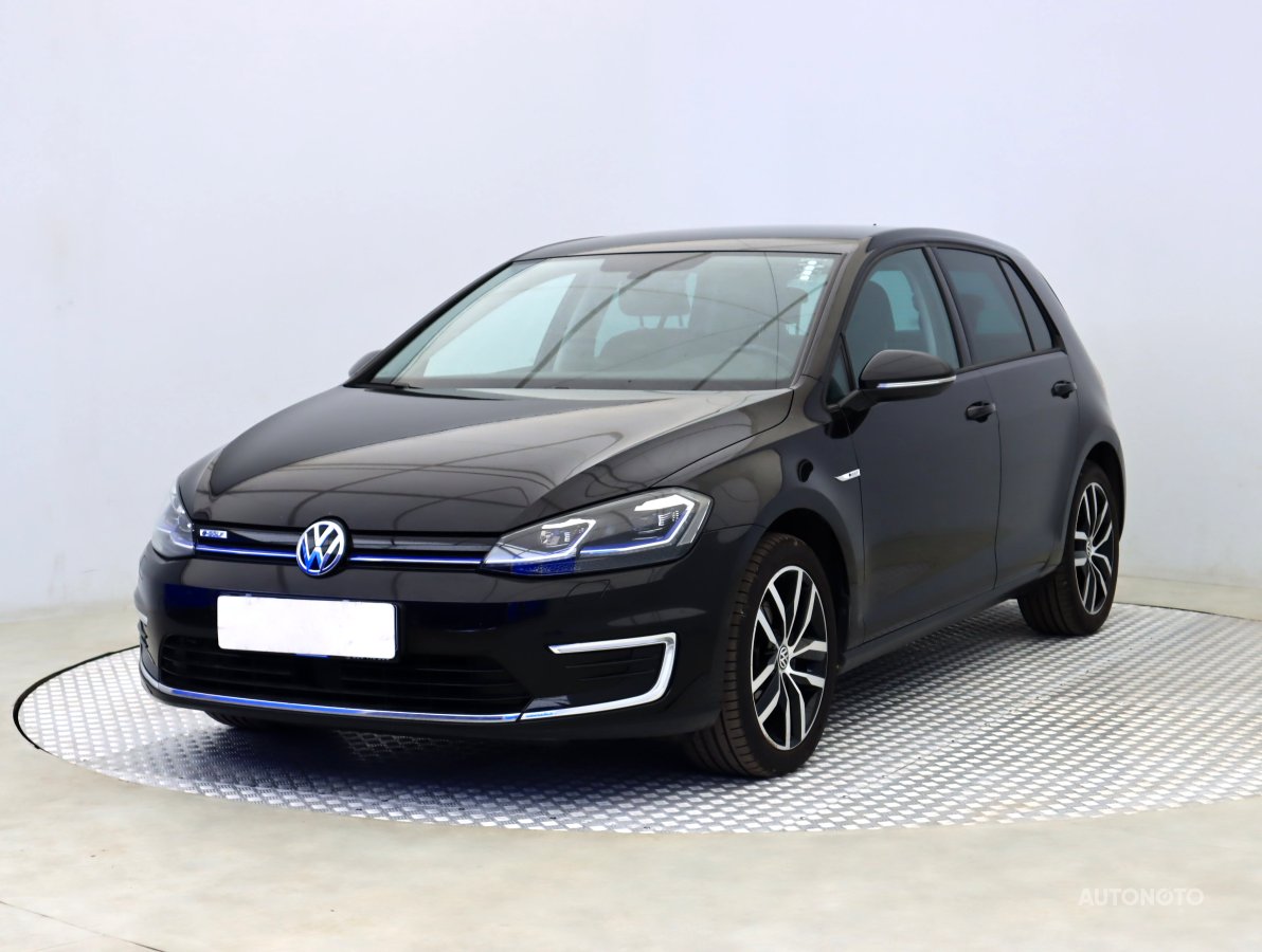 Volkswagen e-Golf, 2020 - pohled č. 3