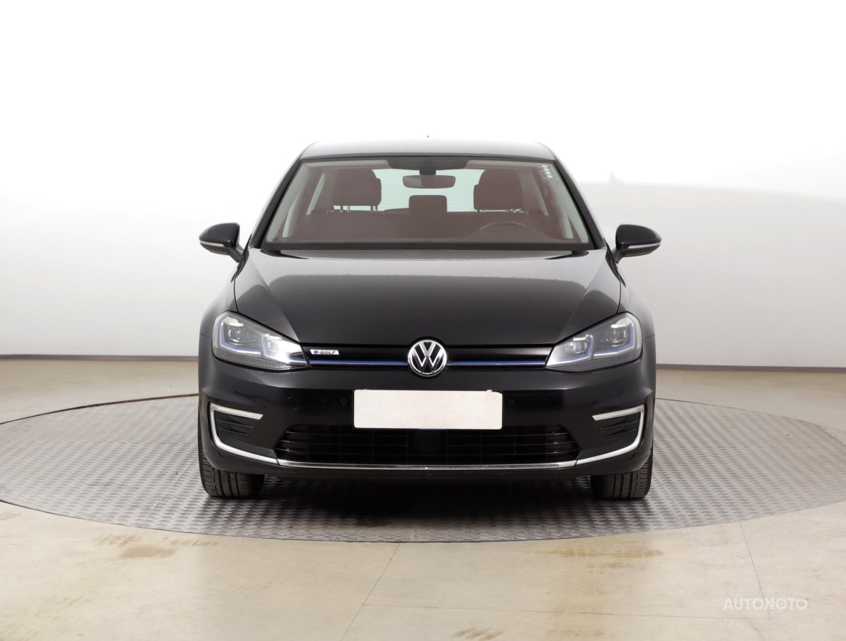 Volkswagen e-Golf, 2020 - pohled č. 2
