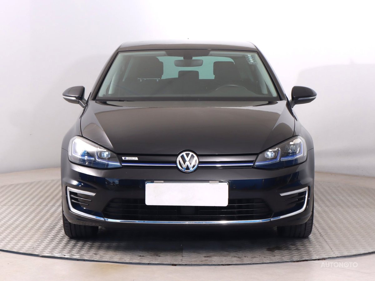 Volkswagen e-Golf, 2020 - pohled č. 2