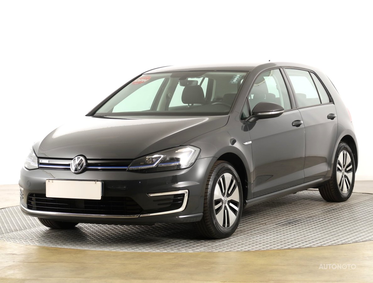 Volkswagen e-Golf, 2020 - pohled č. 3