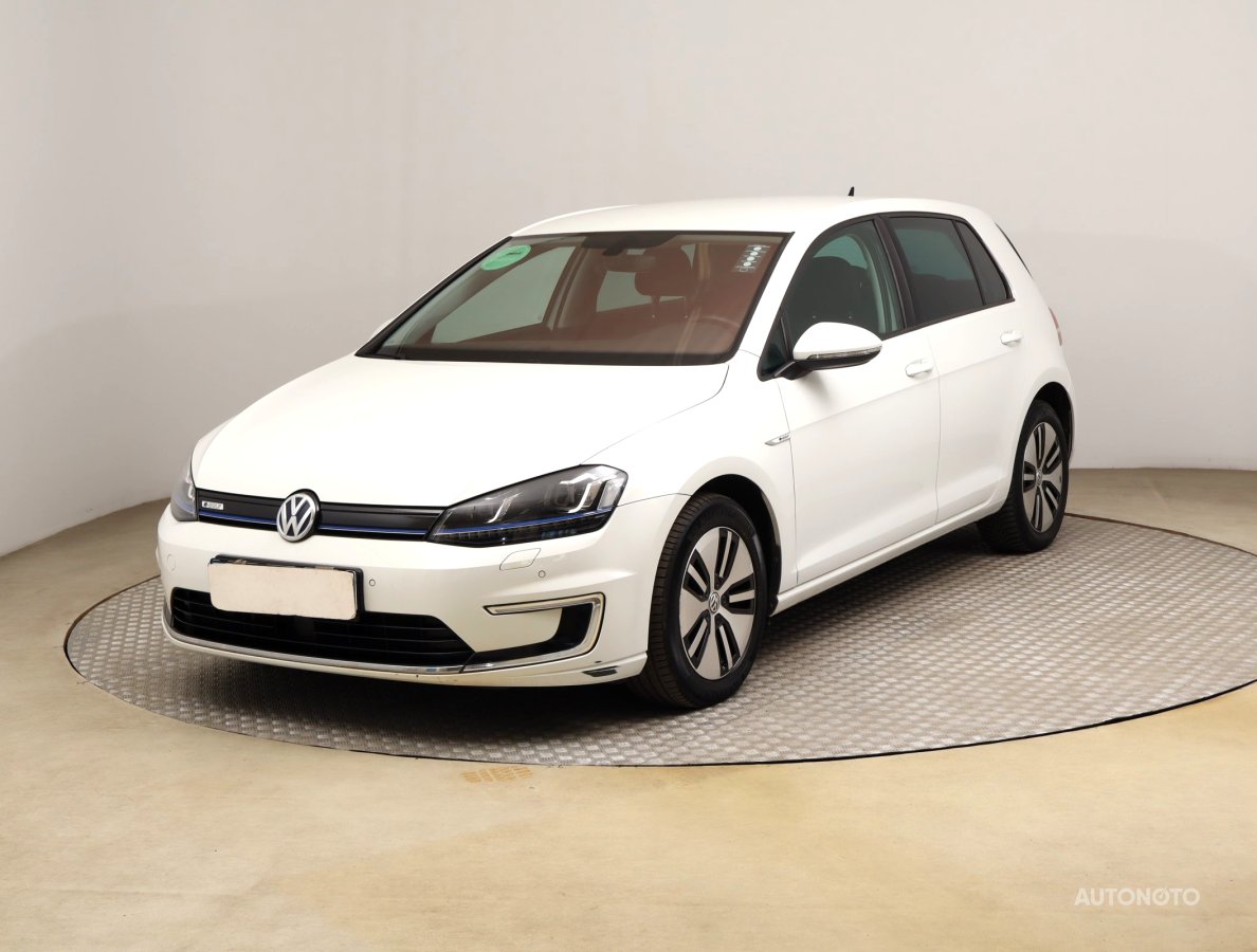 Volkswagen e-Golf, 2017 - pohled č. 3