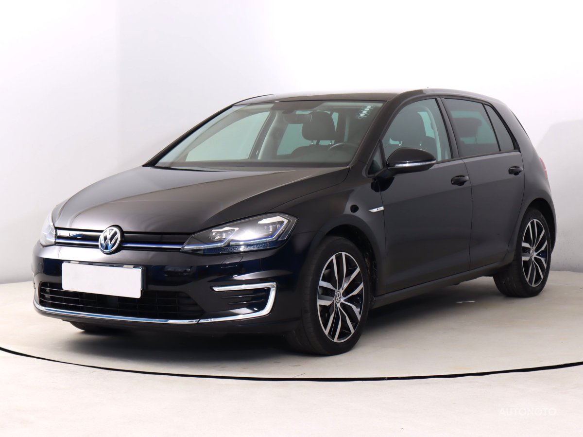 Volkswagen e-Golf, 2020 - pohled č. 3