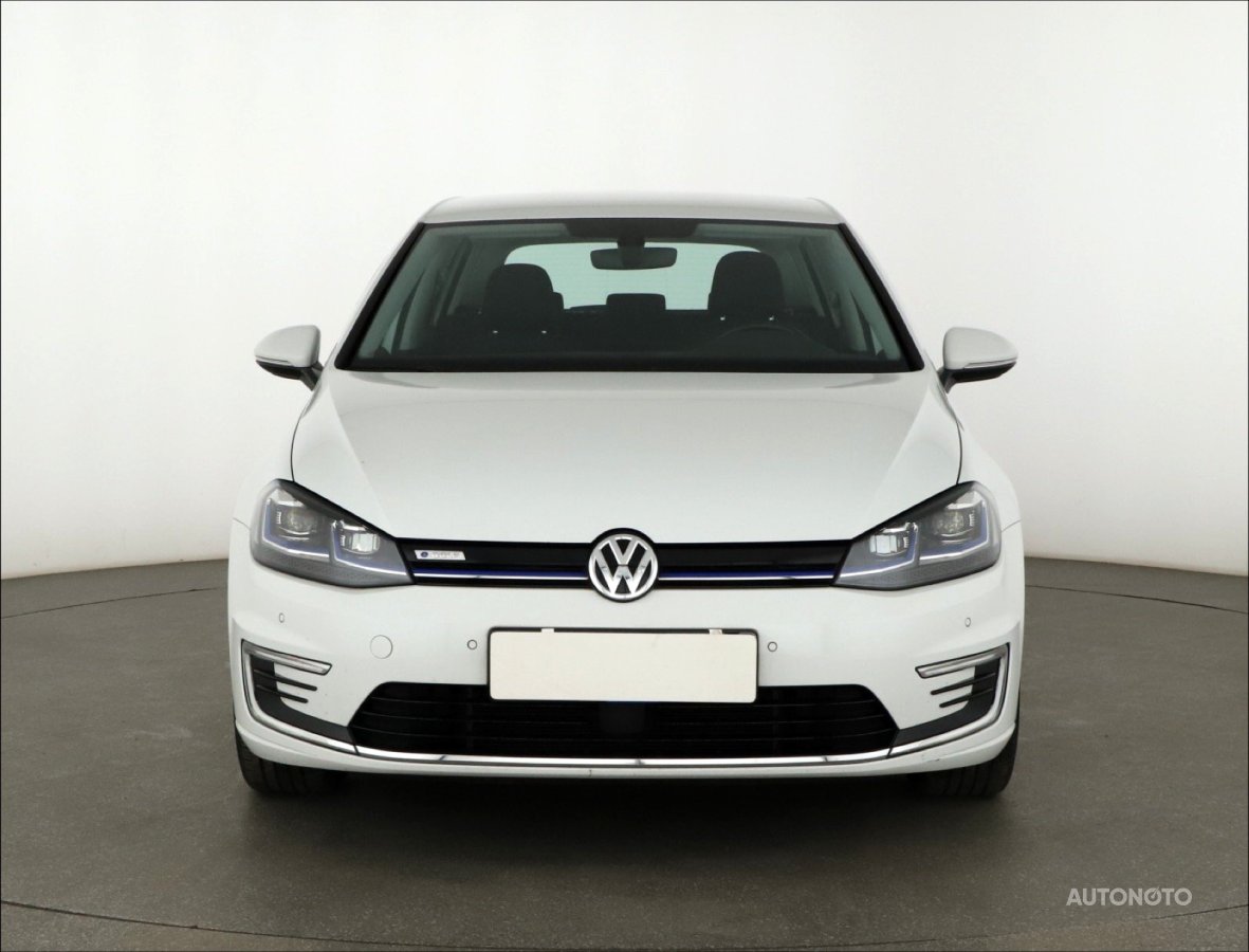 Volkswagen e-Golf, 2020 - pohled č. 2