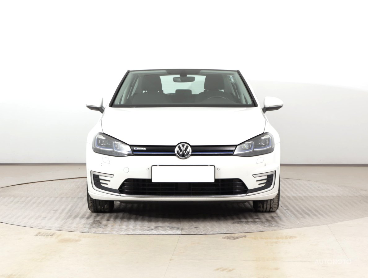 Volkswagen e-Golf, 2020 - pohled č. 2