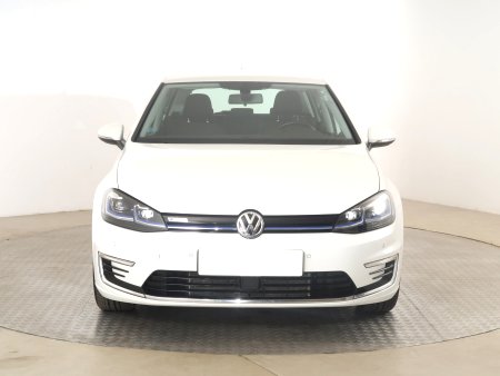 Volkswagen e-Golf, 2020 - pohled č. 2