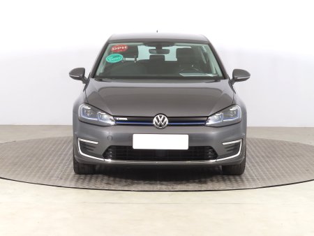 Volkswagen e-Golf, 2020 - pohled č. 2