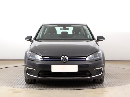 Volkswagen e-Golf, 2020 - pohled č. 2