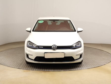 Volkswagen e-Golf, 2017 - pohled č. 2