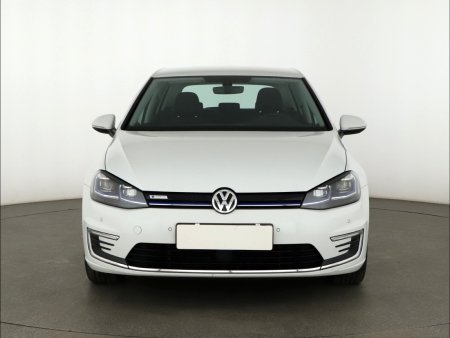 Volkswagen e-Golf, 2020 - pohled č. 2