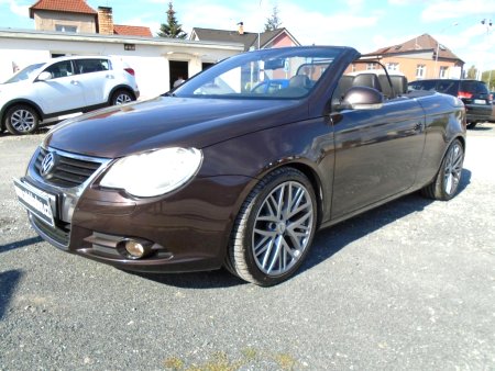 Volkswagen Eos 2.0 TSI DSG šíbr, cabrio